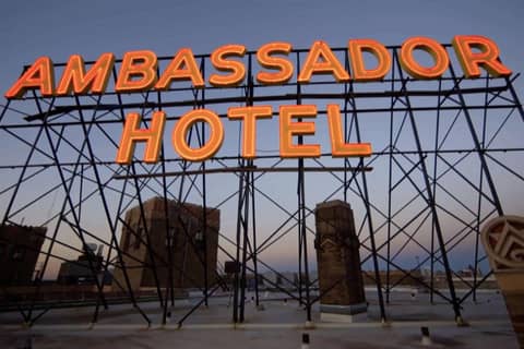 Ambassador Hotel Milwaukee, Trademark Collection by Wyndham — roof