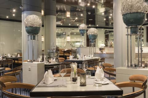 Maritim Hotel Frankfurt — dining
