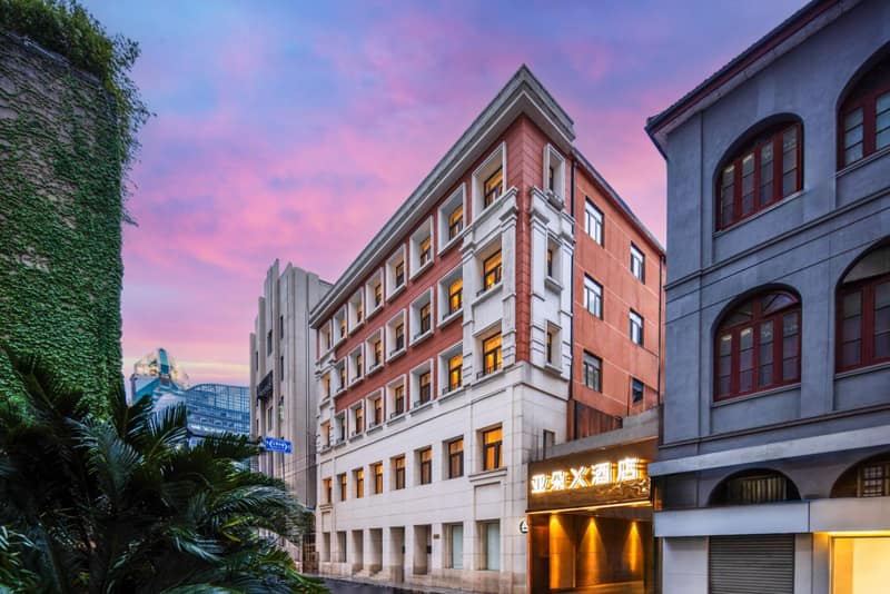 Atour X Hotel The Bund East Nanjing Road — building