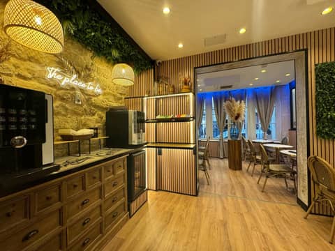 Hotel Nation Montmartre — dining