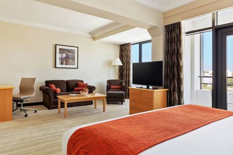 Crowne Plaza Muscat by IHG — photo 2