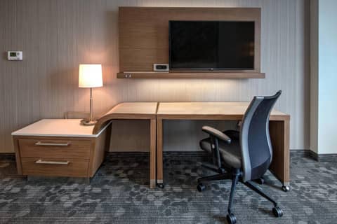 Courtyard by Marriott Kansas City Downtown/Convention Center — photo 3