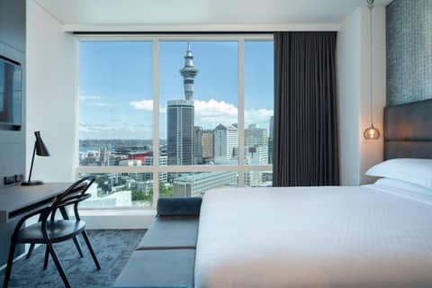 Four Points by Sheraton Auckland — hotel room