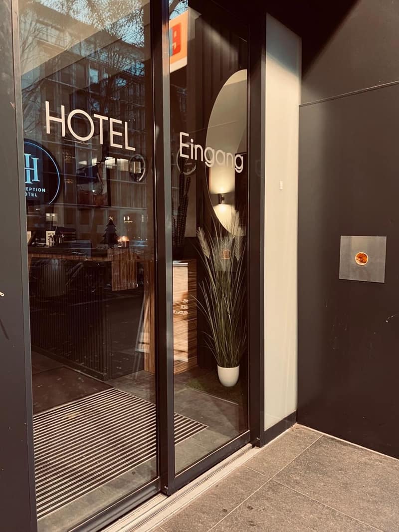 Hotel Innception — building