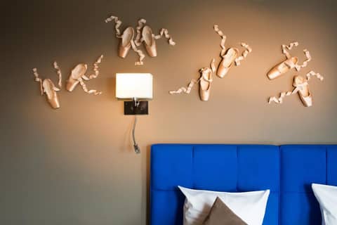 Hotel The Neufchatel — bedroom