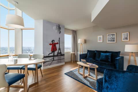 Aparthotel Adagio Paris Centre Tour Eiffel — hotel room