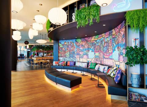 citizenM Miami Worldcenter — photo 3