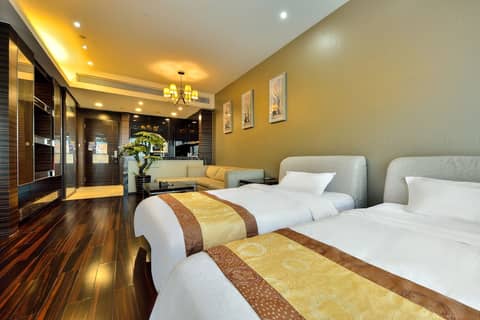 Guangzhou HeeFun Apartment - Poly World Trading Center — hotel room