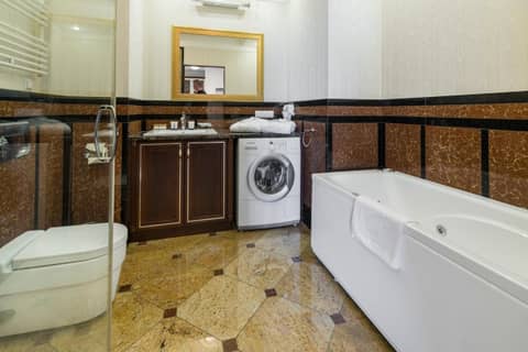 Aparthotel Vanilla — bathroom