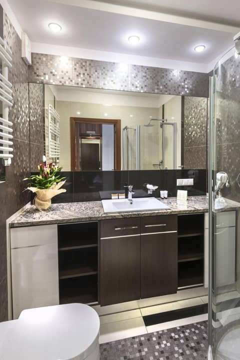 Aparthotel Vanilla — bathroom