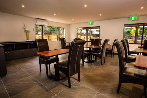 Edit Auckland Greenlane — photo 2