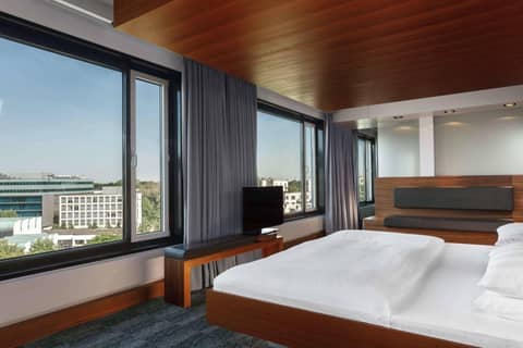 Sheraton Berlin Grand Hotel Esplanade — photo 2