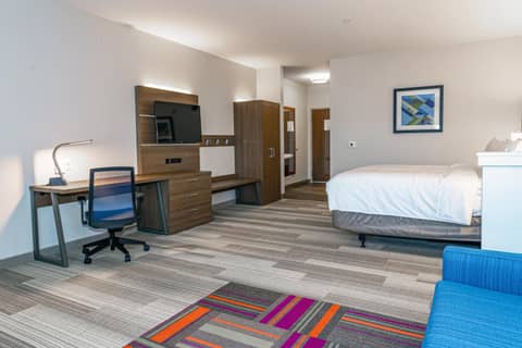 Holiday Inn Express & Suites - Columbus - Worthington by IHG — photo 4