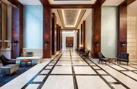 Makati Diamond Residences — recepcion & lobby