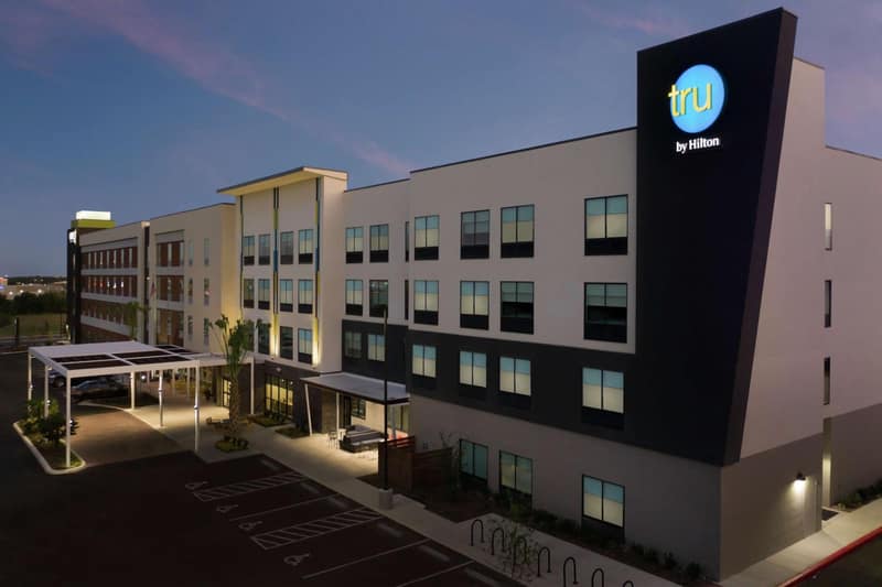 Tru By Hilton San Antonio Lackland Sea World — building