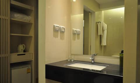 Rezt Bangkok — photo 2