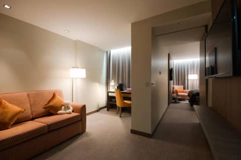 Clayton Hotel Chiswick — hotel room