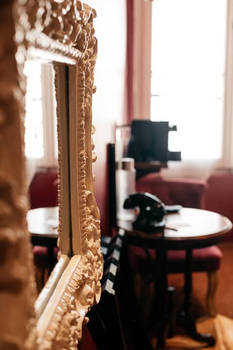 Le Temple De Jeanne — lounge