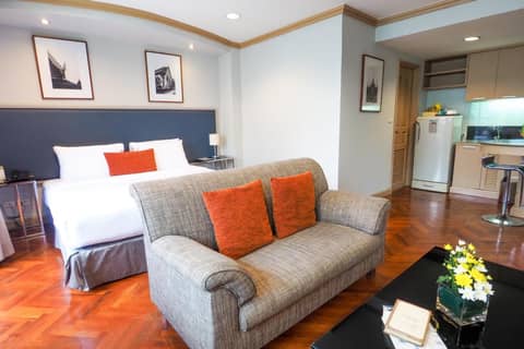 Alt Hotel Nana by UHG -Nearby Benjakitti Park & Queen Sirikit National Convention Center — photo 7