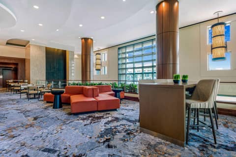 Embassy Suites Houston - Downtown — photo 6