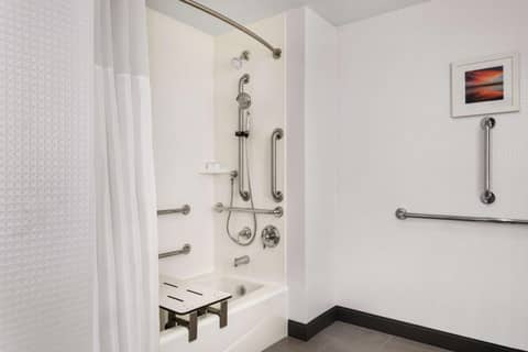 Hampton Inn Brooklyn Park — photo 6