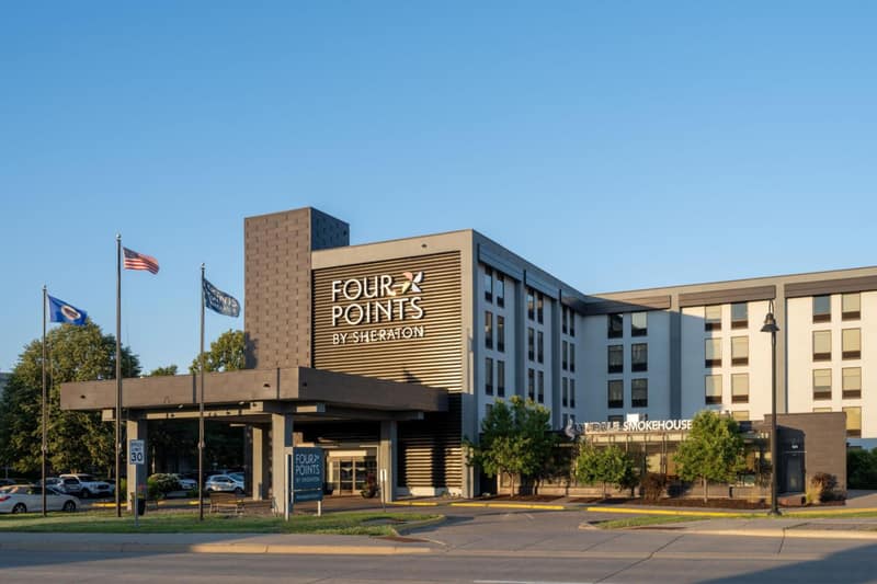 Four Points by Sheraton Mall of America Minneapolis Airport — building
