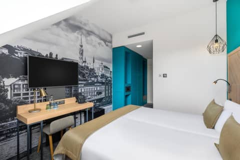 T62 Hotel — hotel room
