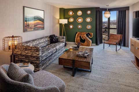 Whitney Peak Hotel Reno, Tapestry Collection by Hilton — photo 3