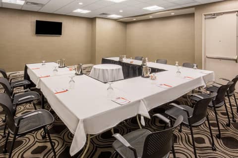Crowne Plaza Phoenix Airport - PHX by IHG — photo 7