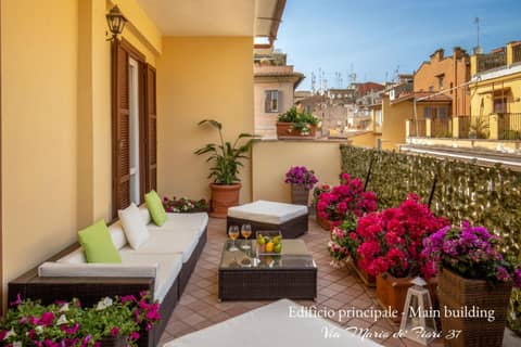 Condotti Boutique Hotel — balance & terrace