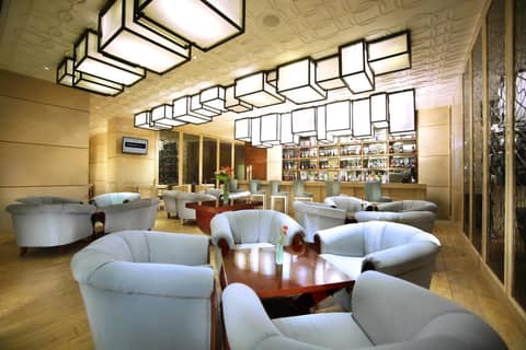 The Grove Suites by Grand Aston — lounge