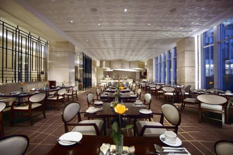 The Grove Suites by Grand Aston — dining