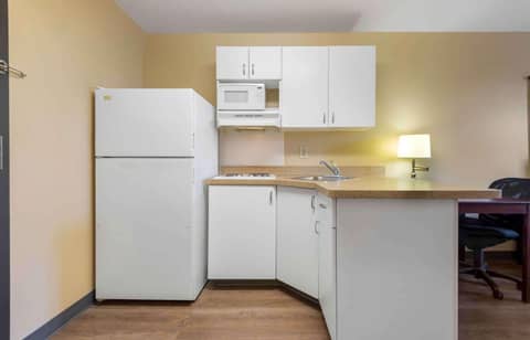 Studio 6 Corporate Extended Stay Buffalo Amherst NY — photo 5