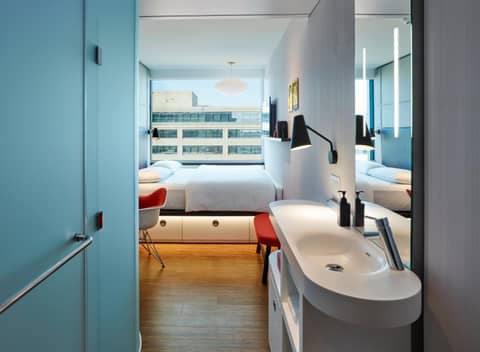 citizenM Washington DC Capitol — hotel room