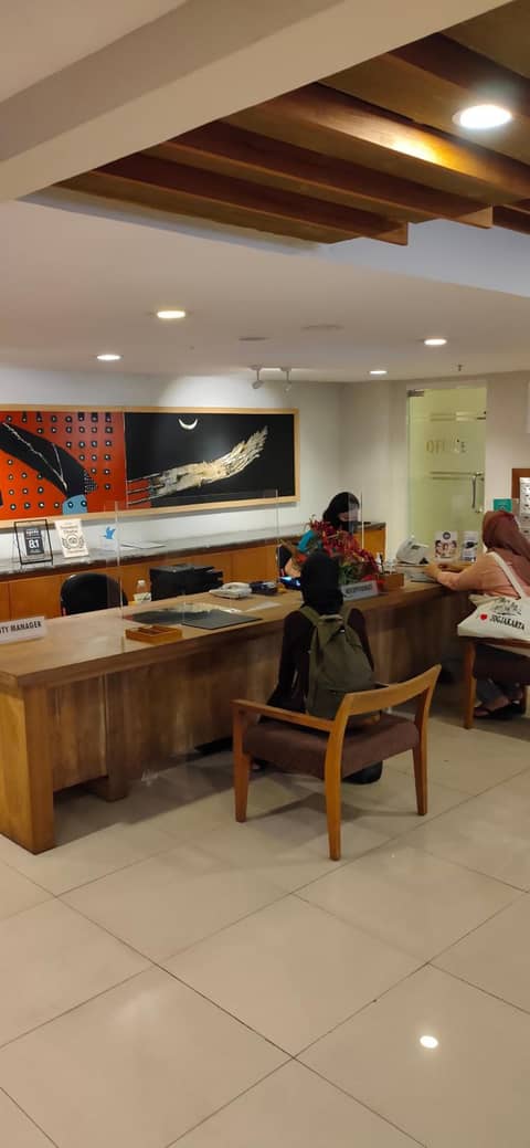 Marra Hotel — recepcion & lobby