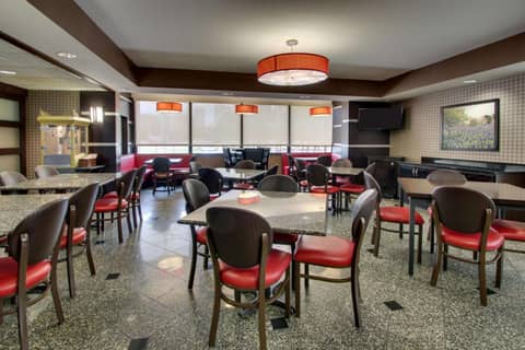 Drury Inn & Suites Houston Galleria — photo 4