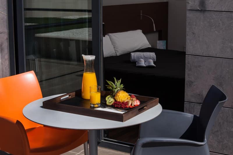 TaCH Madrid Airport — balance & terrace
