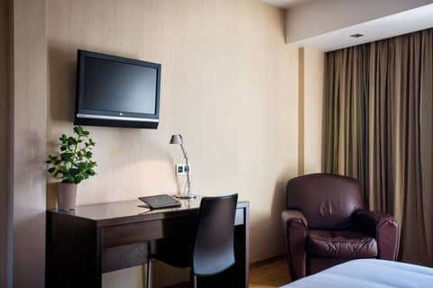 The Athens Gate Hotel — photo 4