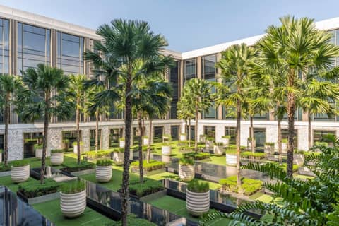 Four Seasons Hotel Bangkok at Chao Phraya River — photo 2