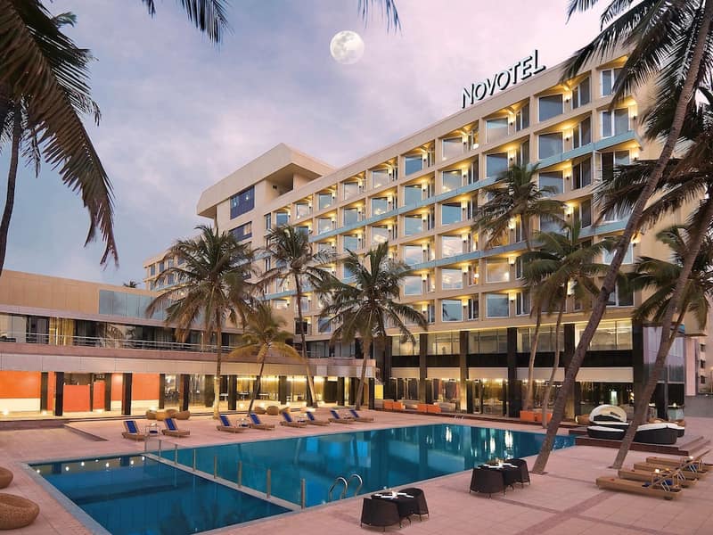 Novotel Mumbai Juhu Beach — photo 1