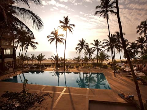 Novotel Mumbai Juhu Beach — photo 2