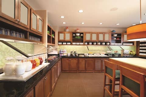 Hyatt Place Columbus/OSU — kitchen
