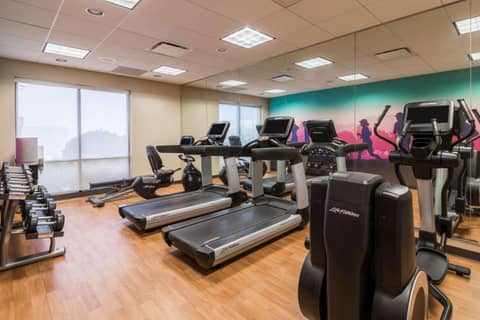 Hyatt Place Columbus/OSU — activities & amenities