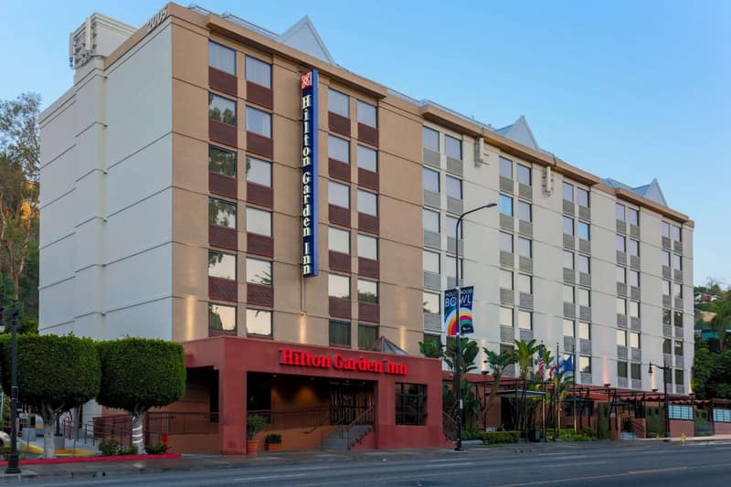 Hilton Garden Inn Los Angeles / Hollywood — building