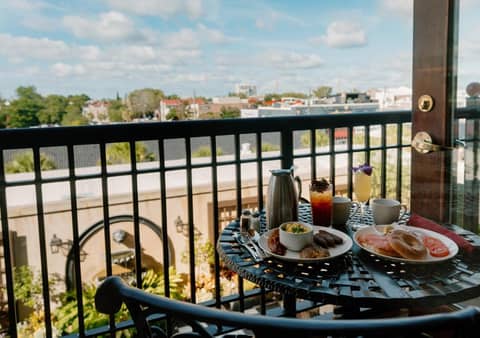 French Quarter Inn — photo 8
