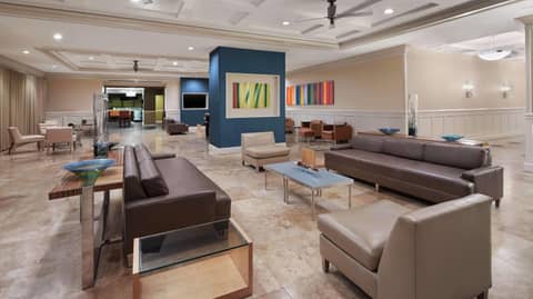 DoubleTree by Hilton Sunrise - Sawgrass Mills — lounge