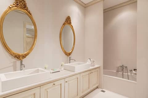 Mitsis Selection Laguna — bathroom