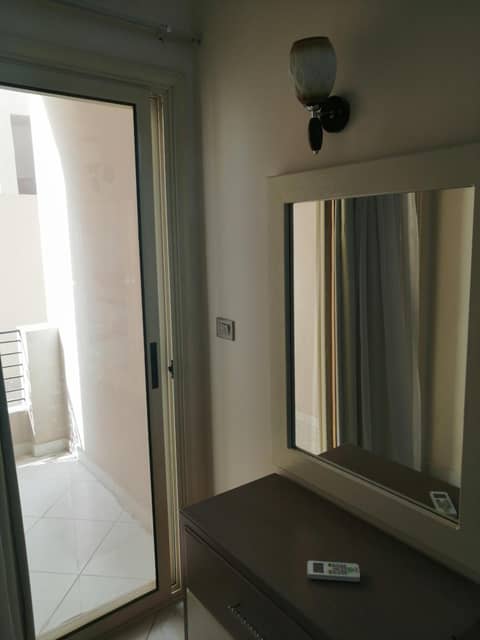 Nour Plaza Hurghada النور بلازا الغردقة — hotel room