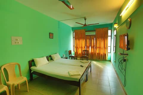 Hotel Orfil — hotel room