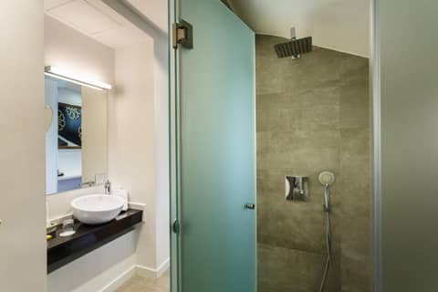 Hotel Comfort Dauro 2 — bathroom